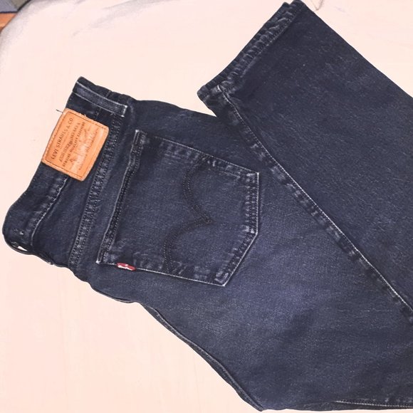 Levi Wedgie Straight leg 30W 28 inseam - Picture 1 of 6